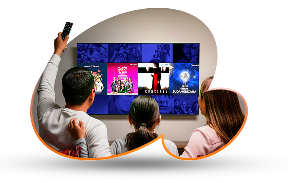 imagen de una familia viendo televisión